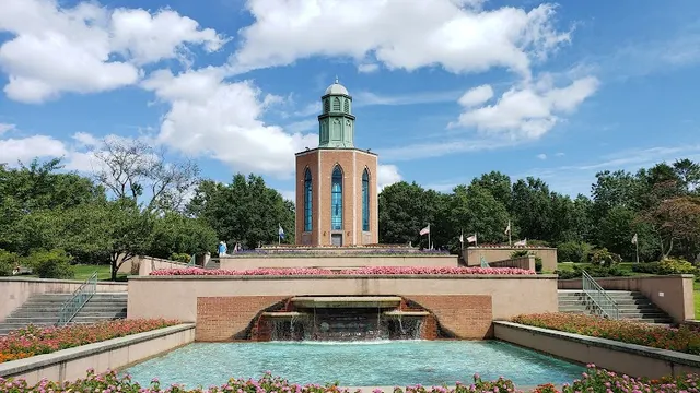 Eisenhower Park photo 1